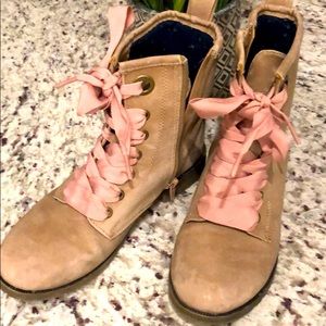 Cat and jack girls size 4 side zip boot